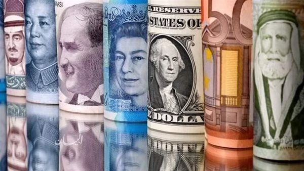 أسعار العملات الأجنبية والعربية أمام الجنيه في 4 بنوك مصرية اليوم الخميس