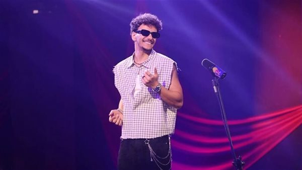 حودة بندق يكشف سبب تأجيل طرح أغنية “هيرجعلي”