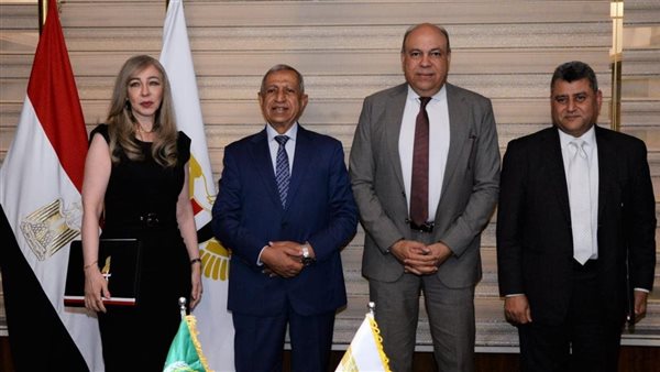 وزير الطيران: الاستثمار في العنصر البشري هو الضمان الحقيقي لاستدامة التطوير