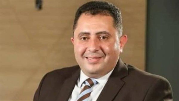 محافظ دمياط يفاجئ رأس البر بجولة مسائية باللسان لمتابعة رفع الإشغالات والخدمات