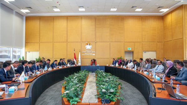 وزيرة الإسكان تبحث مع نائب رئيس CSCEC الصينية تعزيز التعاون في تنفيذ المشروعات الكبرى