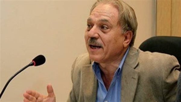 مدحت الزاهد: احتكار المناصب لأهل الثقة يعطل الكفاءات ويؤدي إلى ركود سياسي ووظيفي