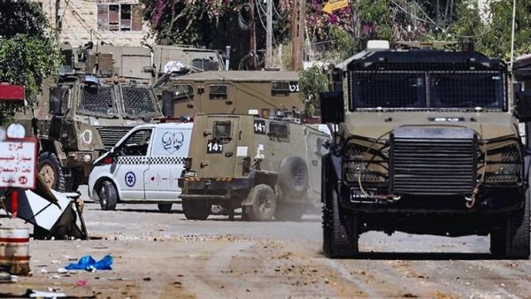 اقتحام إسرائيلي واسع لمخيم قلنديا في القدس، والاحتلال يرسخ وجوده العسكري جنوب غزة