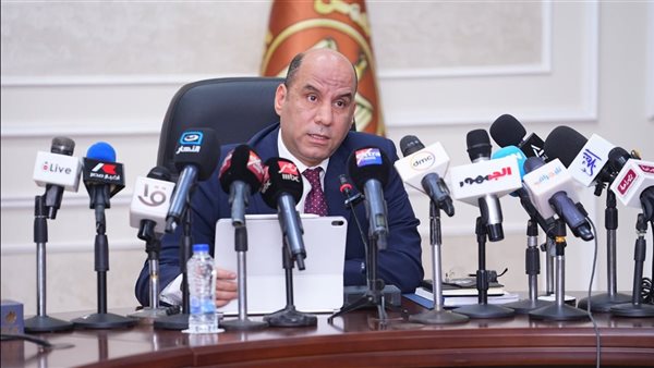 اليوم ممكن تكون سعيد الحظ، كل ما تريد معرفته عن ملتقى توظيف 14 ألف شاب بـ 4 محافظات