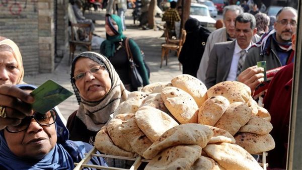 كل ما تريد معرفته عن منظومة الخصم المباشر للخبز المدعم، “التموين “: لا مساس بسعر أو وزن رغيف الخبز للمواطنين.. والمخابز تعمل بشكل طبيعي