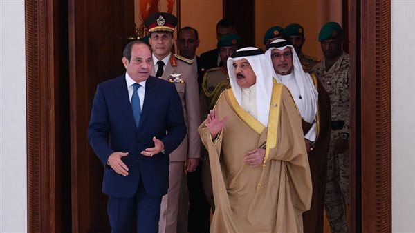 صفحة جديدة في تطور العلاقات المصرية البحرينية: السيسي وحمد يقودان تعزيز الشراكة الاستراتيجية ومواجهة التحديات.. يبحثان الارتقاء بالتعاون في مختلف المجالات.. ويناقشان مستجدات القضايا الإقليمية والدولية