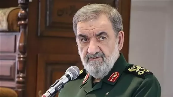 محسن رضائي: لن نسمح بفتح ممر ثان في مضيق هرمز