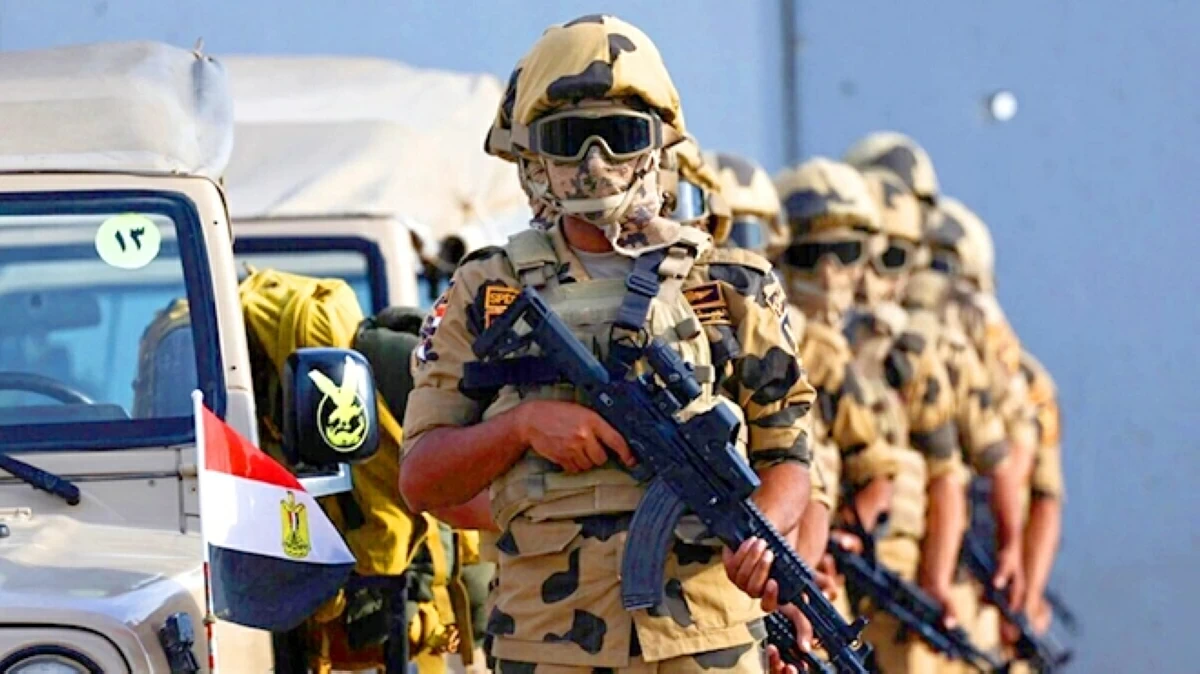 الجيش المصري يواصل التصدي للتنقيب العشوائي عن الذهب