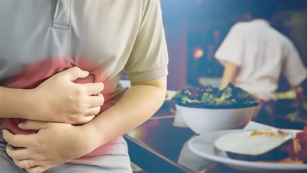 منها الغثيان والإسهال، أعراض التسمم الغذائي في الصيف و5 أعراض تتطلب التدخل الطبي فورا