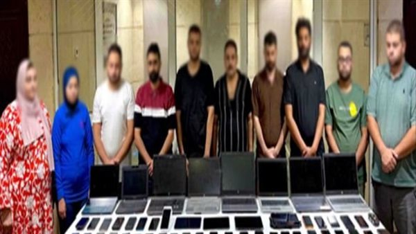 اعترافات عصابة الهدايا الوهمية: روابط مجهولة تنتحل صفة البنوك ونستولي بها على الحسابات والأموال