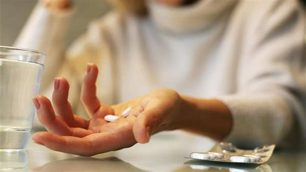 لـ مرضى العظام والقلب، تحذير مهم من الاستخدام المتكرر للمسكنات وأدوية السيولة