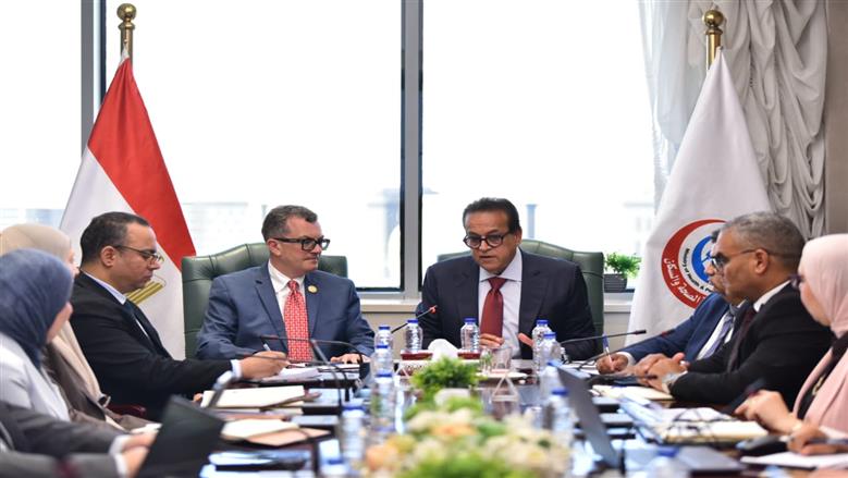 وزيرا الصحة والتخطيط يناقشان مشروعات القطاع الصحي ضمن خطة التنمية الاقتصادية والاجتماعية