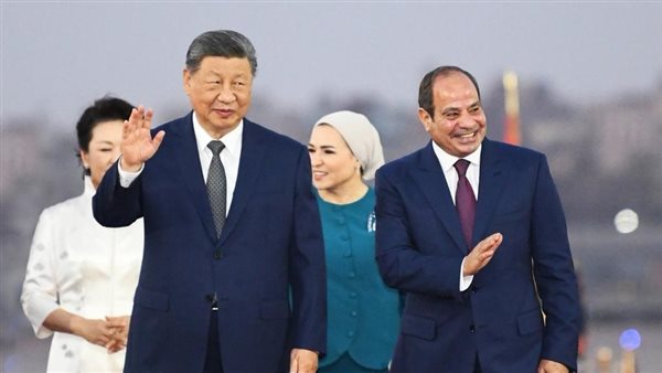 رسائل الرئيس الصيني من القاهرة: الزيارة لرسم خطوط عريضة لتطور علاقات الشراكة الاستراتيجية الشاملة الصينية المصرية.. تحقيق نتائج مثمرة لتسجيل صفحة جديدة من تاريخ الصداقة بين البلدين