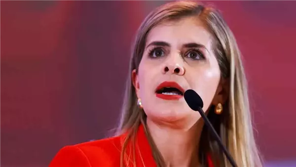 لورا فرنانديز ترحب بنشر قوات برية أمريكية في كوستاريكا