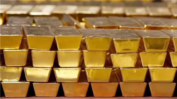 تحسبًا لحرب عالمية، هولندا تنقل مليارات من الذهب إلى بريطانيا
