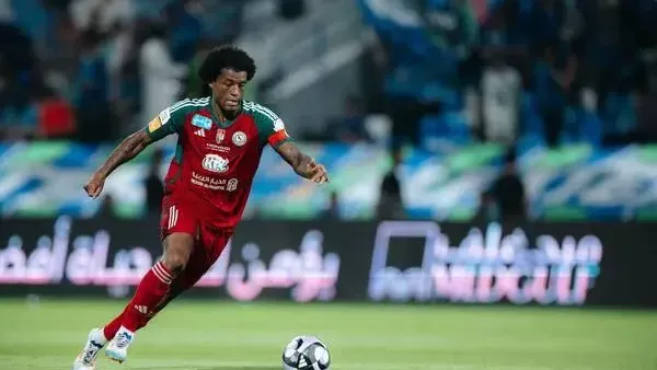 تشيلسي يقترب من ضم نجم ليفربول السابق رغم انتهاء الميركاتو الصيفي